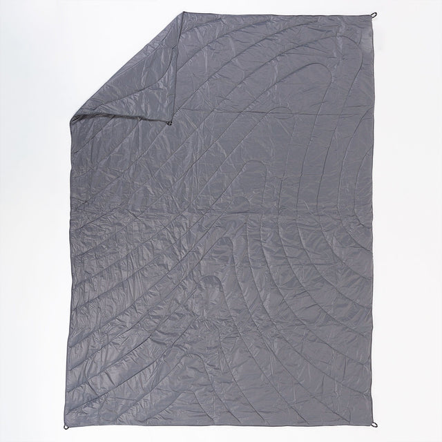 LOUNGE PUG Outdoor Throw Blanket Grey Puffy Lightweight 130 x 180 cm