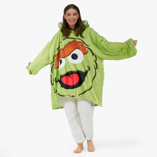 Oversized Adult Hoodie Blanket - Oscar The Grouch 05