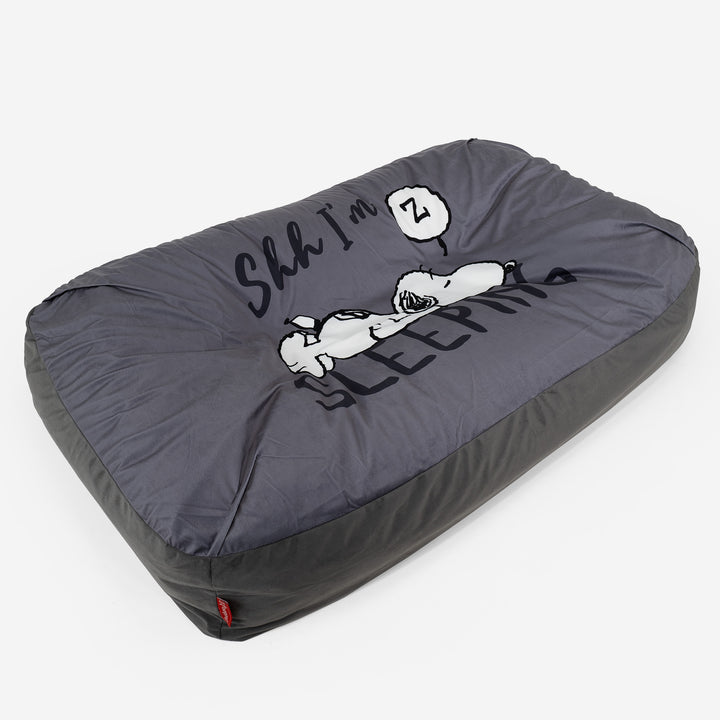 Snoopy Sloucher XL Dog Bed - Sleeping 01