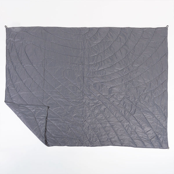 LOUNGE PUG Outdoor Throw Blanket Grey Puffy Lightweight 130 x 180 cm