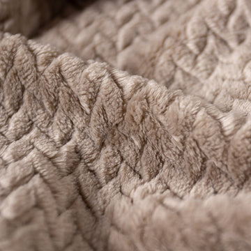 LOUNGE PUG Chevron Natural Cream Large Flannel Fleece Throw Blanket 140 x 180 cm