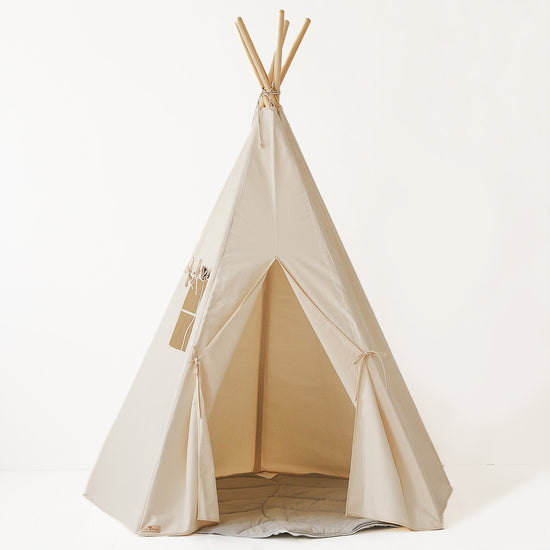 Children's Cream Indoor Teepee Tent 01
