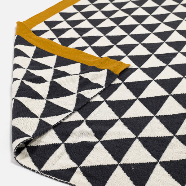 Throw / Blanket - Cotton Blend Geo Fabric Close-up Image