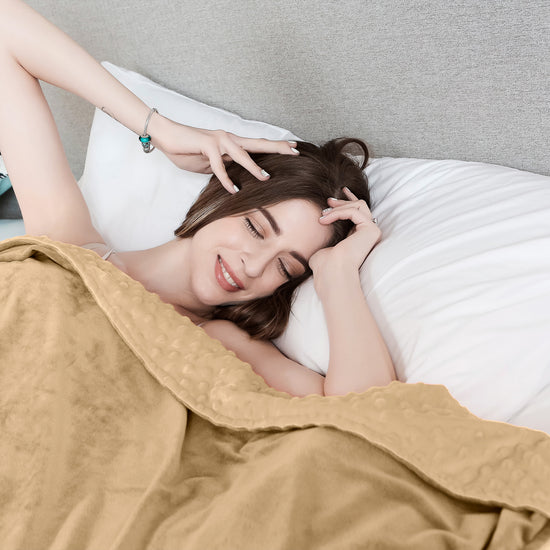 Weighted Blanket for Adults - Minky Dot Cream / Mink 05