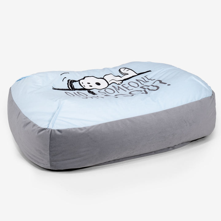 Snoopy Sloucher Large Dog Bed - Hungry 02
